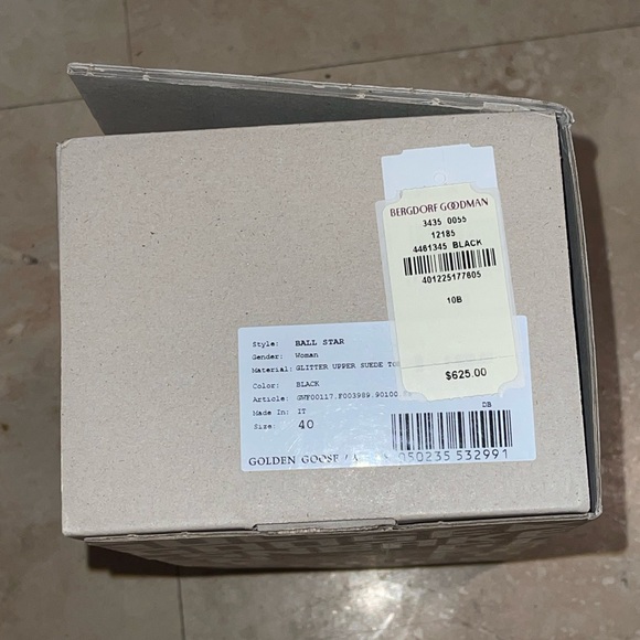 GOLDEN GOOSE sneakers